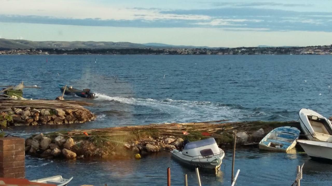 La Cabane D'Isa Σετ Εξωτερικό φωτογραφία